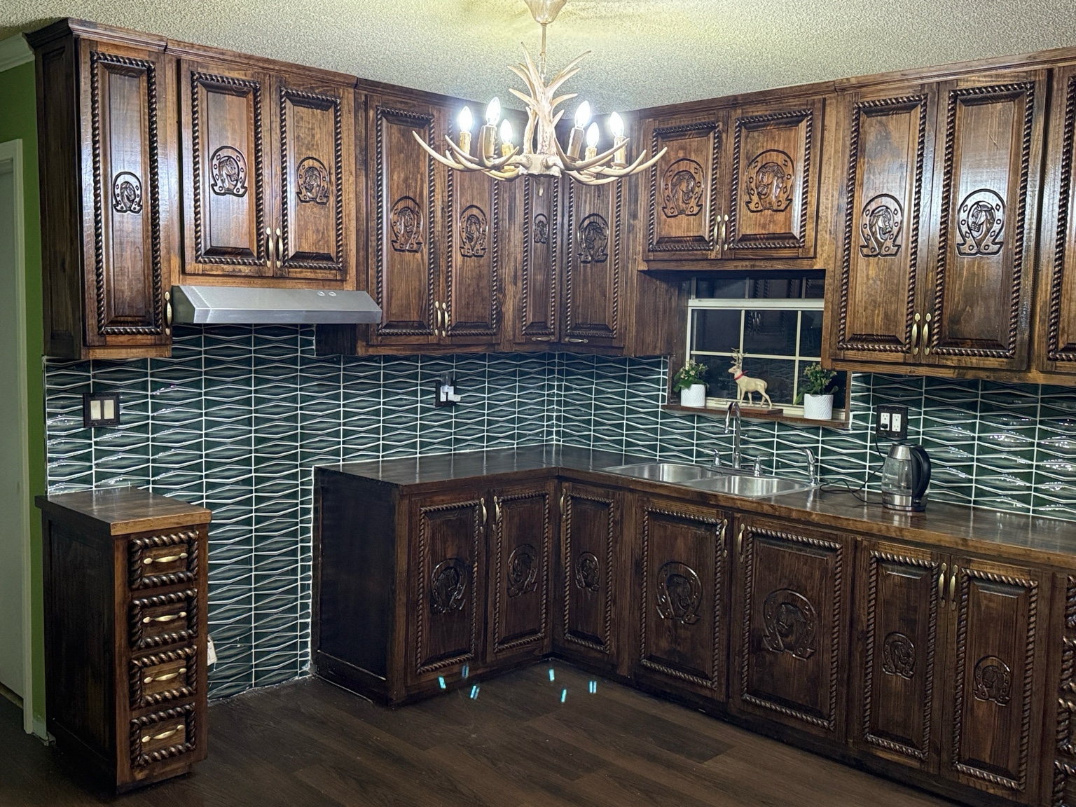 Kitchen backsplash tile installation